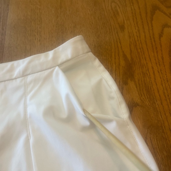 Lululemon Women’s Long Story Short In White Walking Gold Shorts 6 - Picture 5 of 8